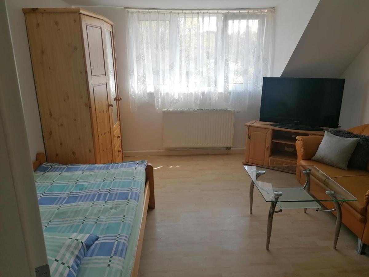 Gaestehaus An Der Warnow Apartman Schwaan Kültér fotó